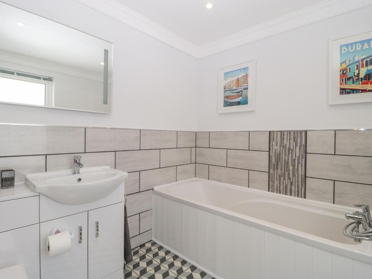 15 Hardwick Street Villa Уеймут Екстериор снимка